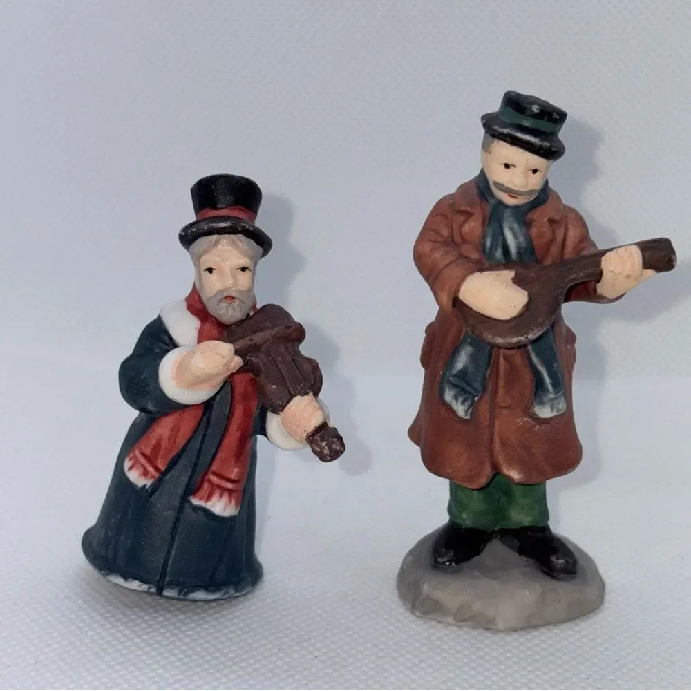 Lemax charming carolers